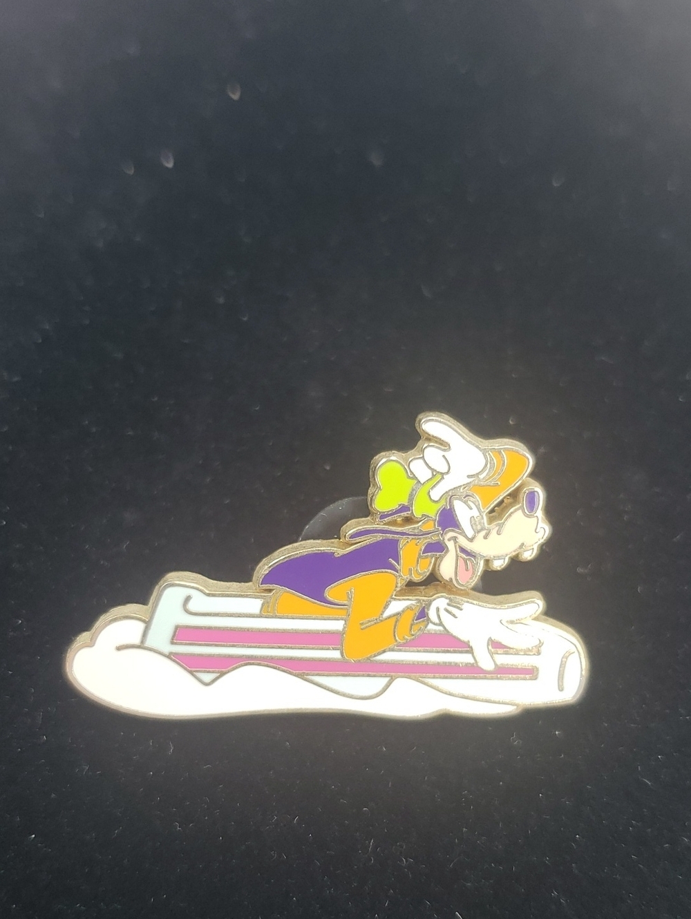 Disney Goofy Collector Trading Pin 2006